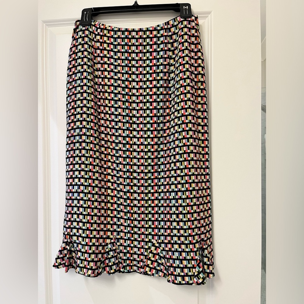 Silky ruffle skirt